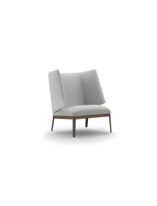 Arflex-Hug- poltrona -design-Claesson-Koivisto-Rune-tessido- couro- encosto alto-estar-hospitalidade-luxo-projeto-madeinitaly- removivel- moderno-contemporâneo