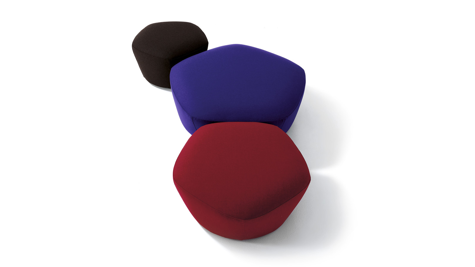 arflex – Penta – puf – almohadillado – diseño – Claesson – Koivisto – Rune- desenfundable – giratorio – fijo – sala –hotelería – proyecto – lujo – hechoenitalia–contemporáneo- moderno