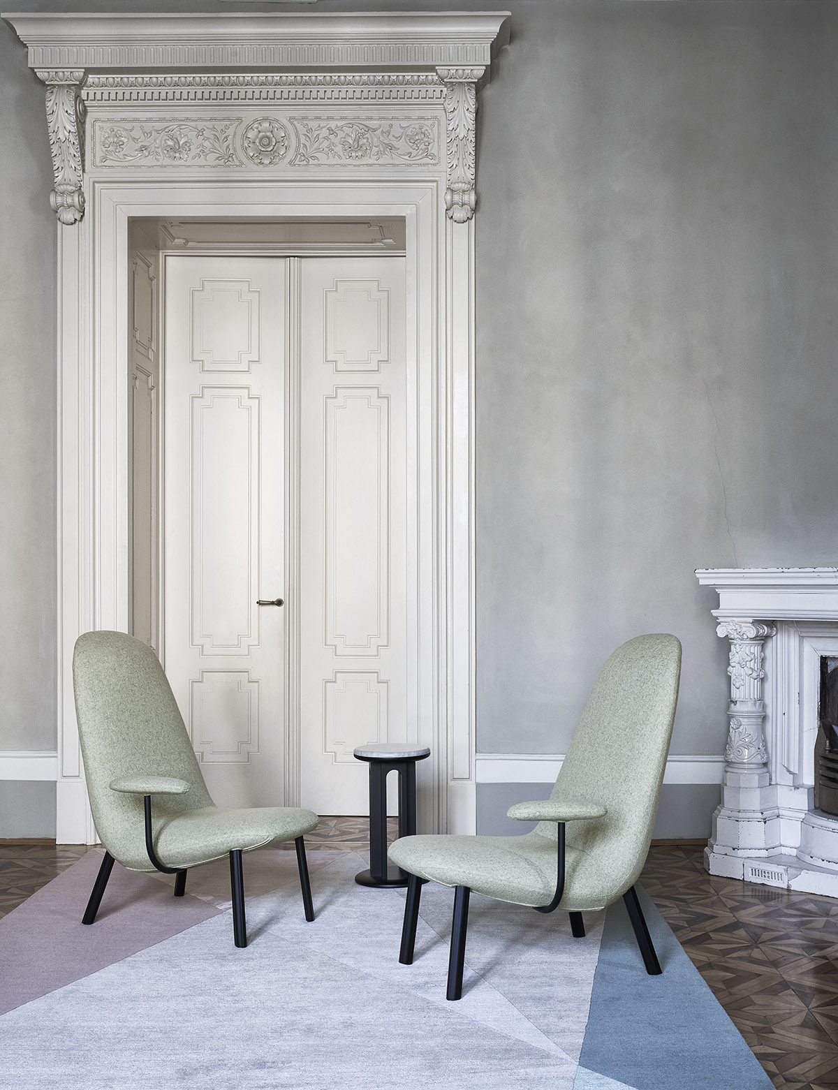 arflex-italian-design-story-livingroom-house-design-living-hospitality-project- luxury -madeinitaly-epoque-leafo-arcolor