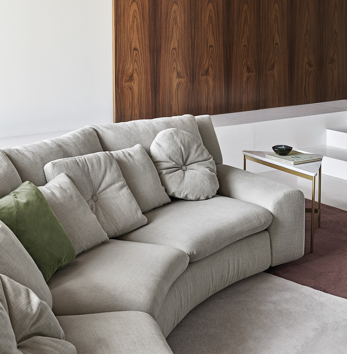 arflex-italian-design-story-livingroom-house-design-living-hospitality-project- luxury -madeinitaly-contemporary-ben-ben-capilano