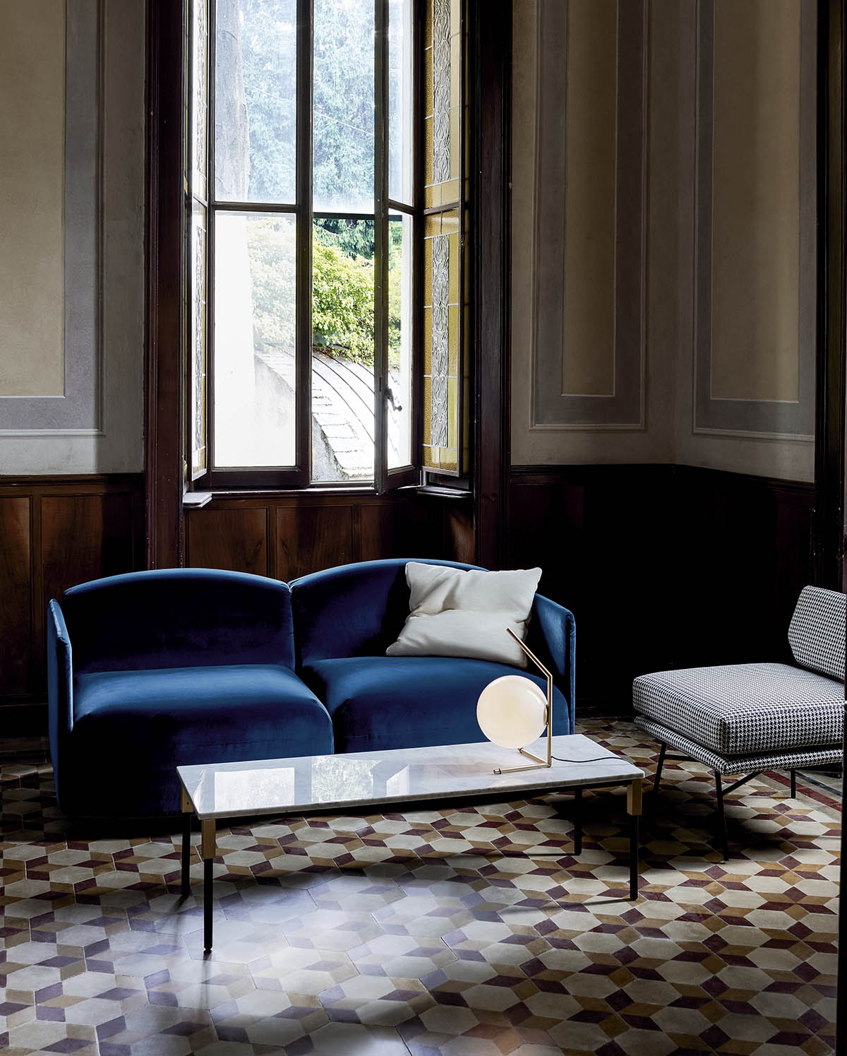 arflex-italian-design-story-livingroom-house-design-living-hospitality-project- luxury -madeinitaly-epoque-soft-beat-match-elettra