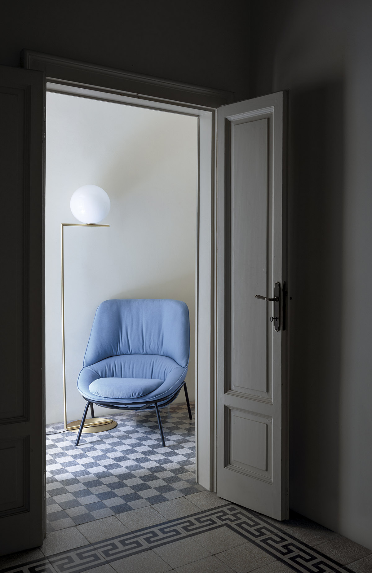 arflex-italian-design-story-livingroom-house-design-living-hospitality-project- luxury -madeinitaly-epoque-ladle